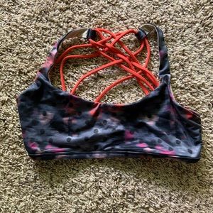 Lululemon Free to Be Wild Bra 8